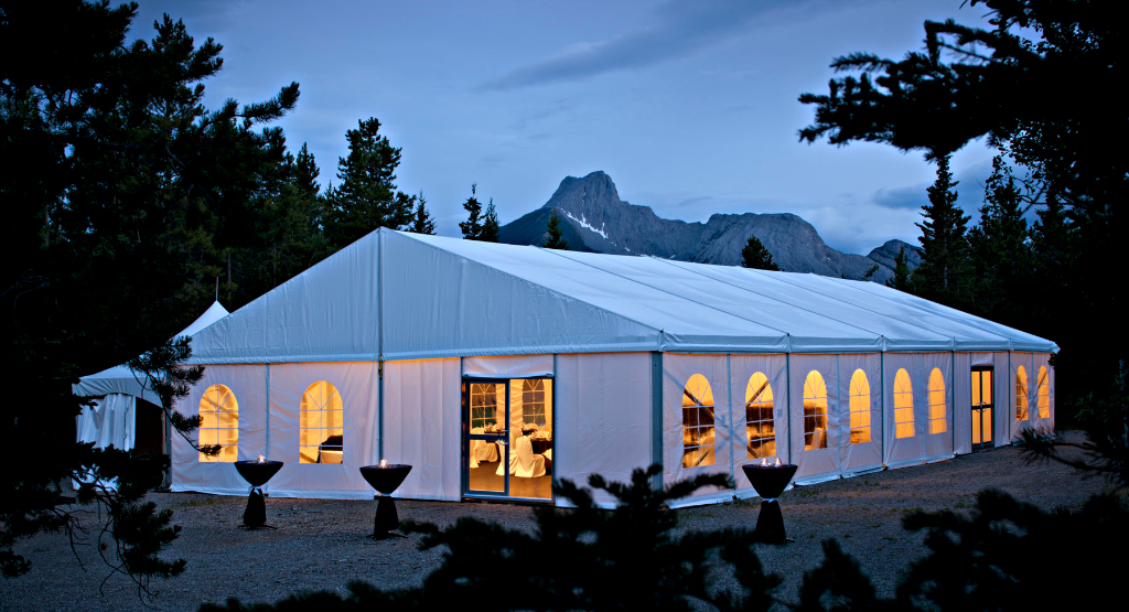 hanger tent